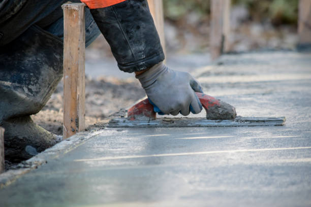 Best Concrete Driveway Installation  in Lindale, TX